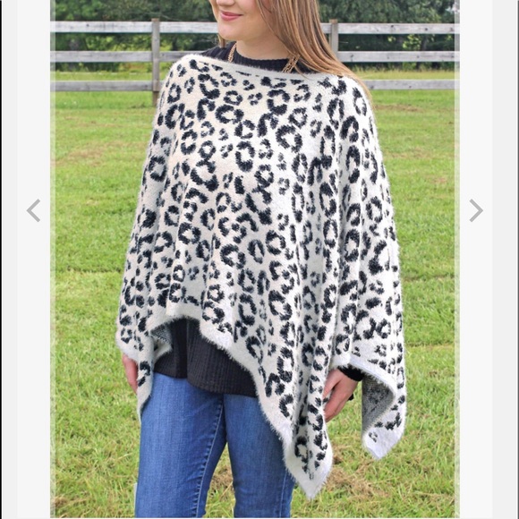 Leopard 🐆 Print Poncho One Size Fits Most NWT - Picture 2 of 11